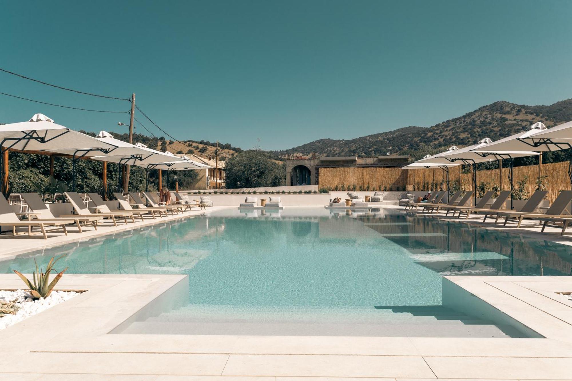 Sivota Hotel エクステリア 写真