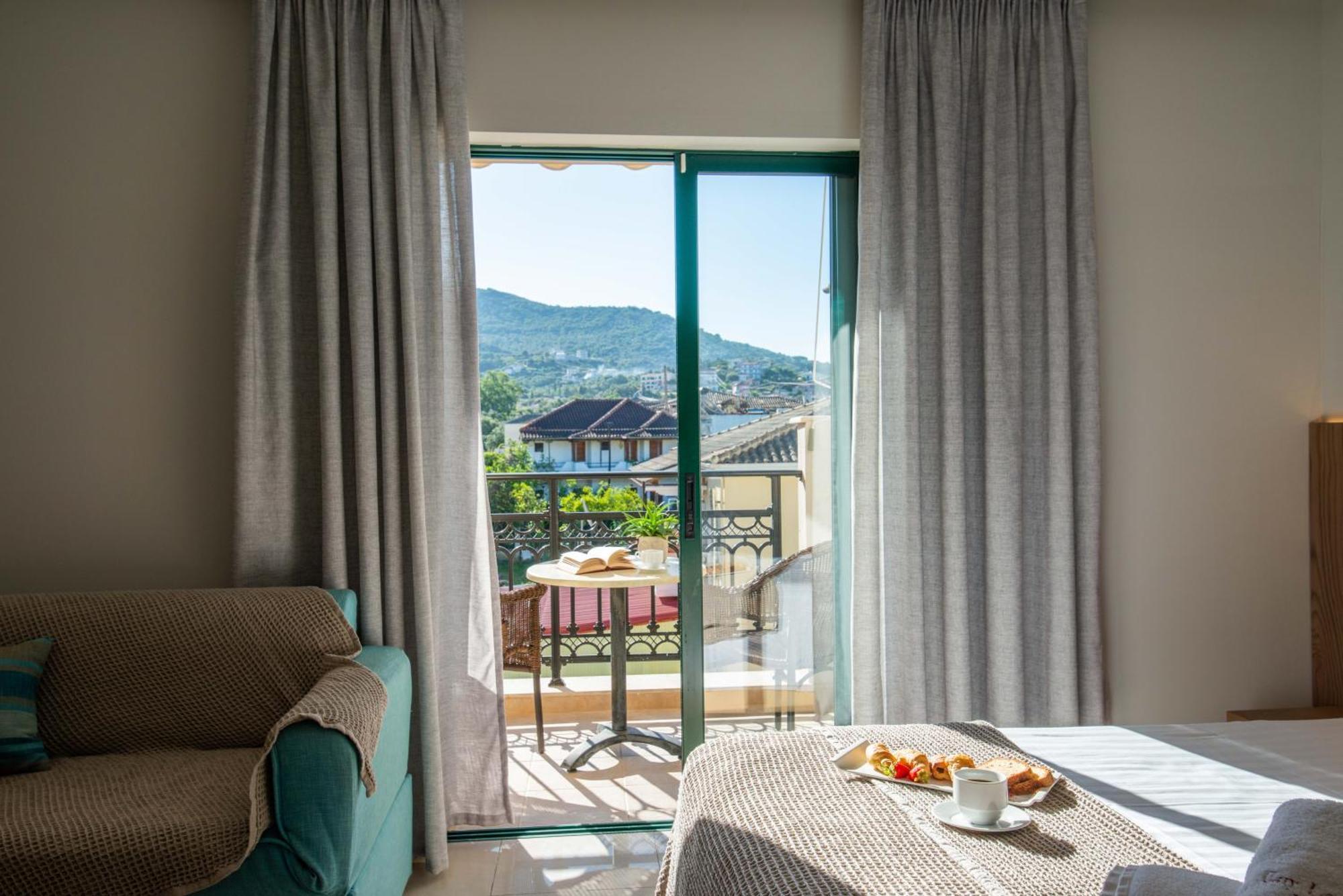 Sivota Hotel エクステリア 写真